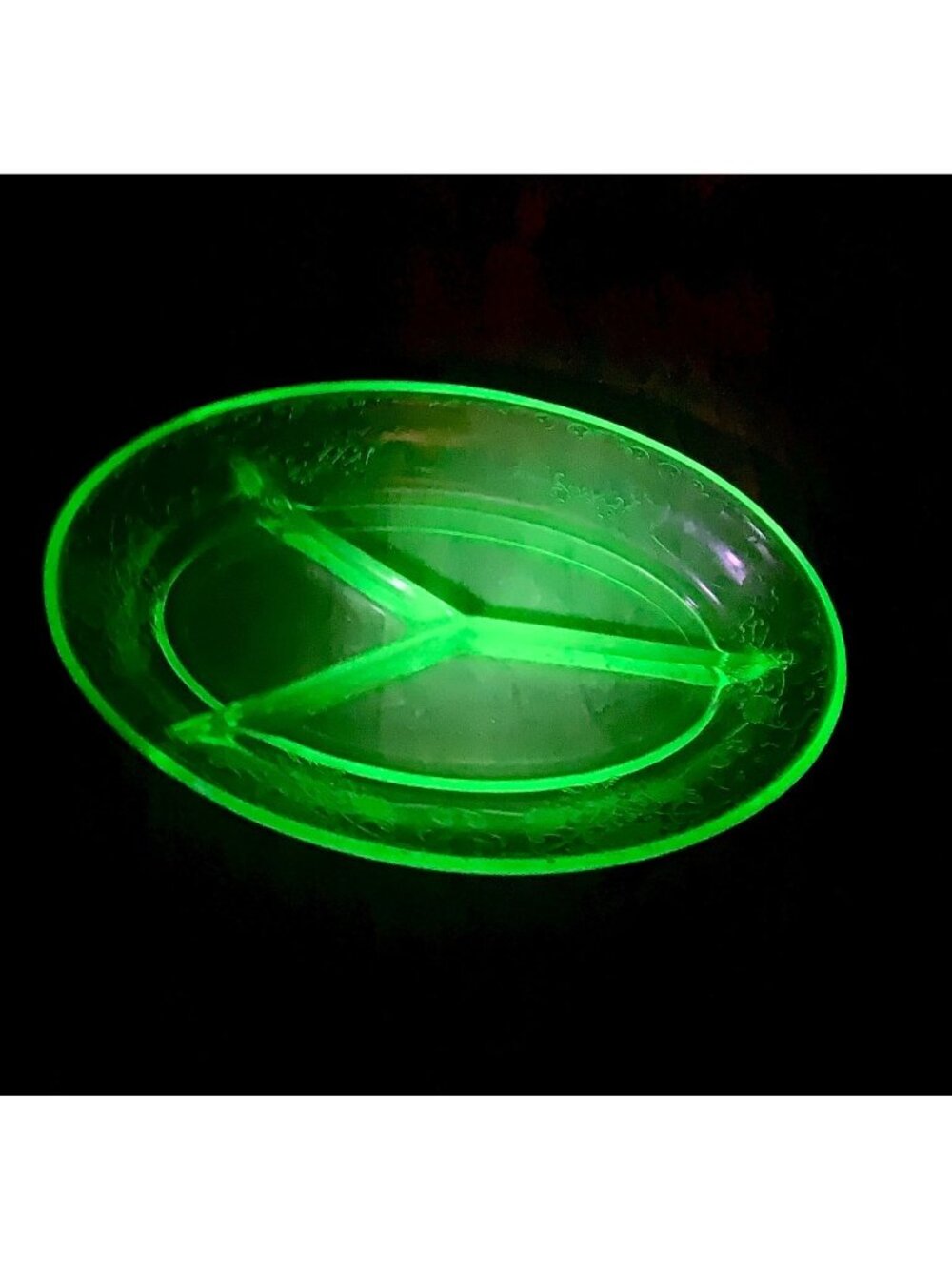 Vintage Uranium Glass Florentine 2 Divided Dish Green Depression Glass Candy Dis